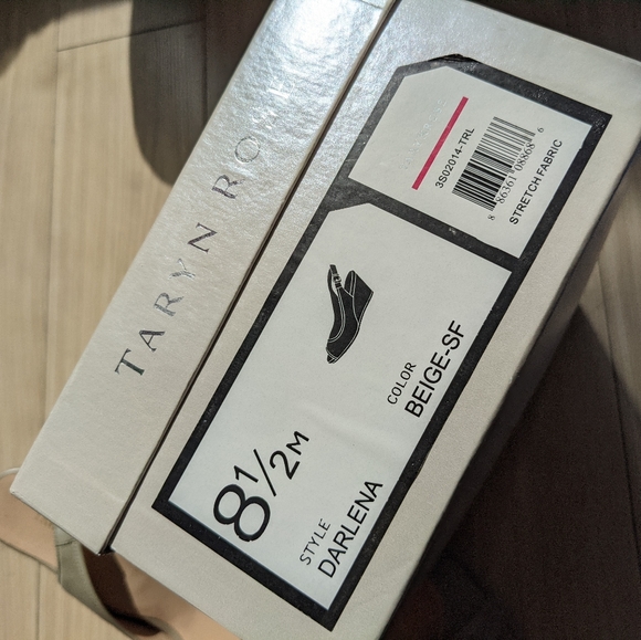 Taryn Rose Stretch Slingback Peep Toe Leather Wedge - Picture 2 of 7